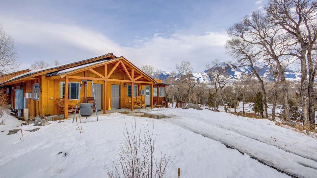 Photo of Outdoor in Emigrant