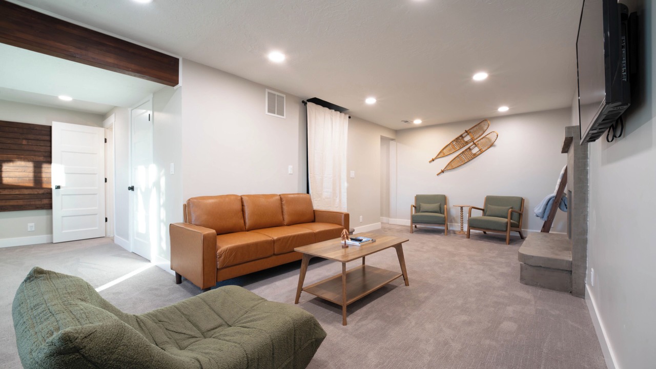 Photo of Livingroom in Bountiful