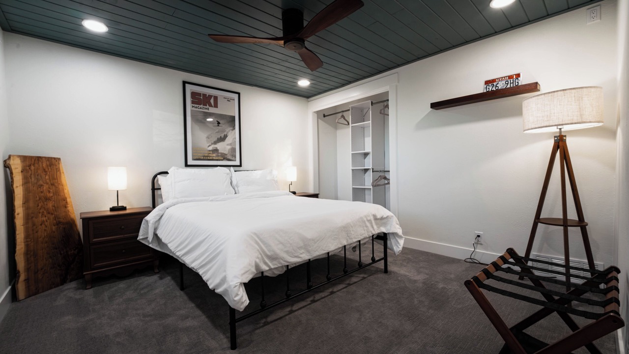 Photo of Bedroom in Bountiful