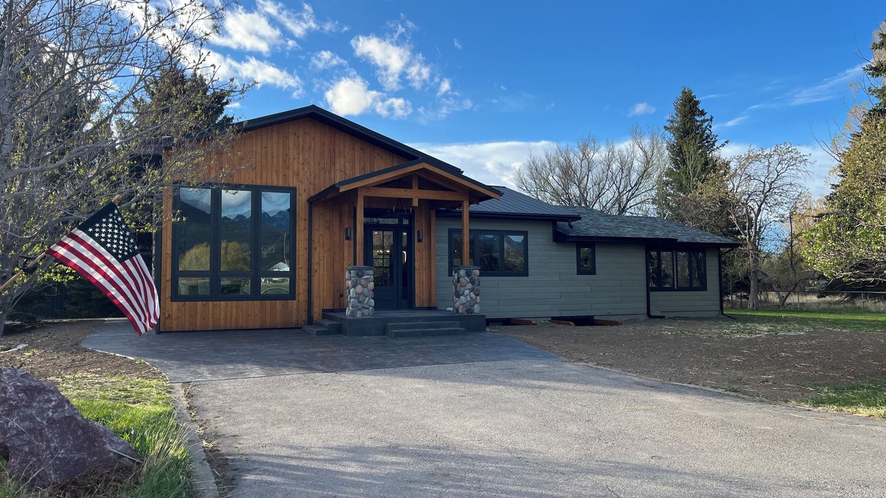 Photo of Outdoor in Livingston