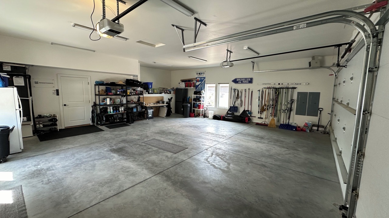 Photo of Others in Wapato Point