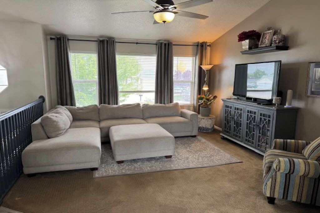 Photo of Livingroom in West Haven