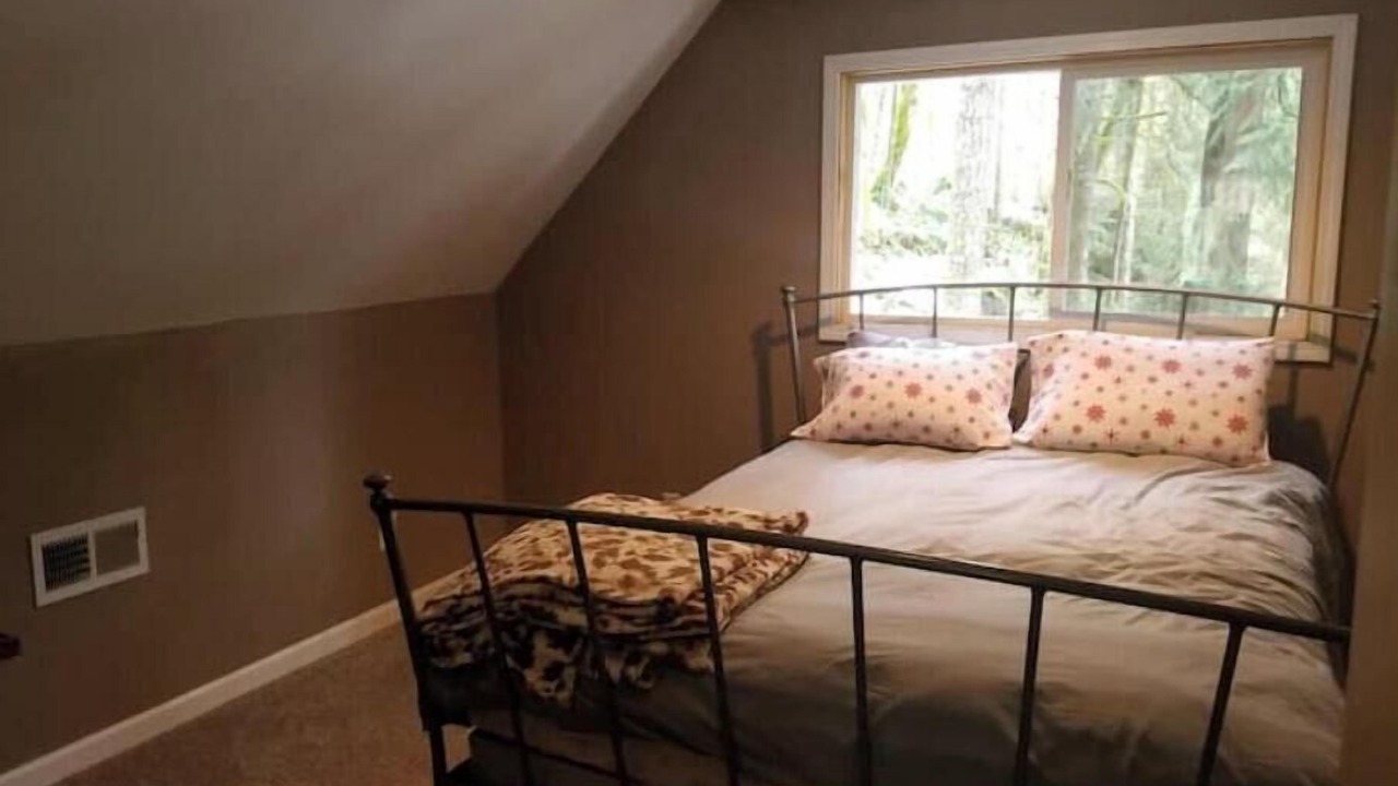 Photo of Bedroom in Welches