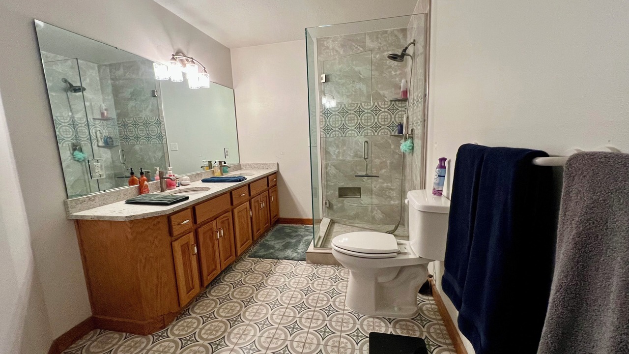 Photo of Bathroom in Heyburn