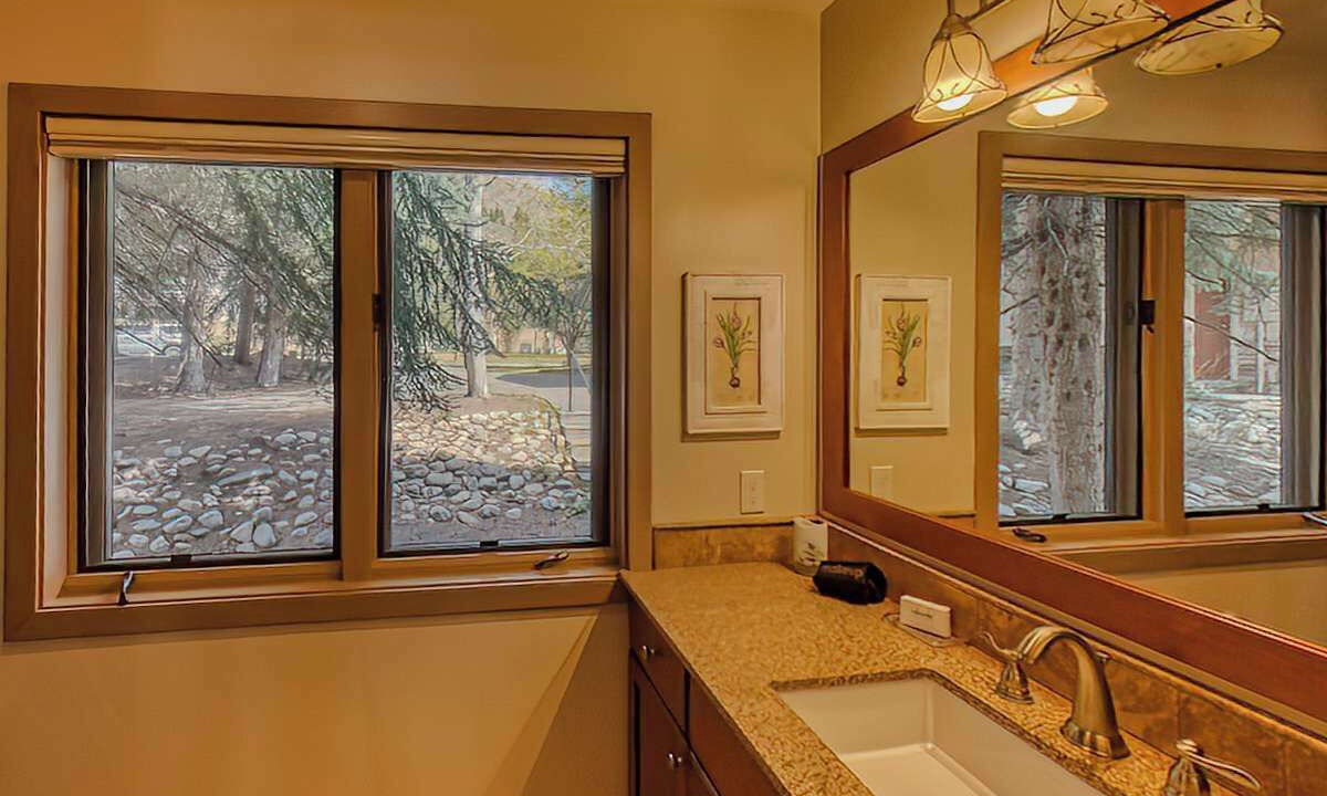 Photo of Bathroom in Warm Springs