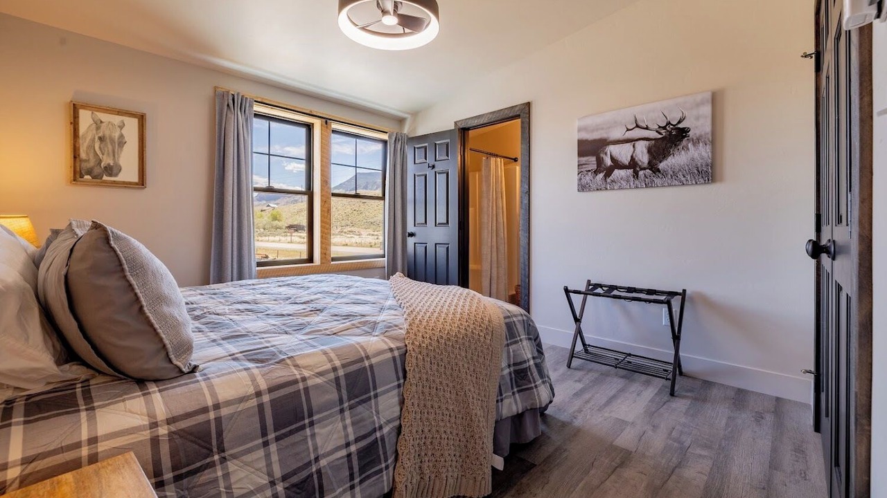 Photo of Bathroom in Wapiti