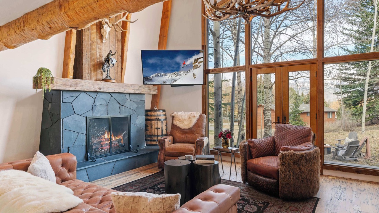 Photo of Livingroom in Jackson Hole