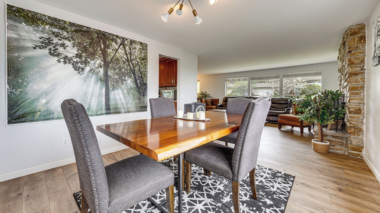 Photo of Livingroom in Bryn Mawr-Skyway