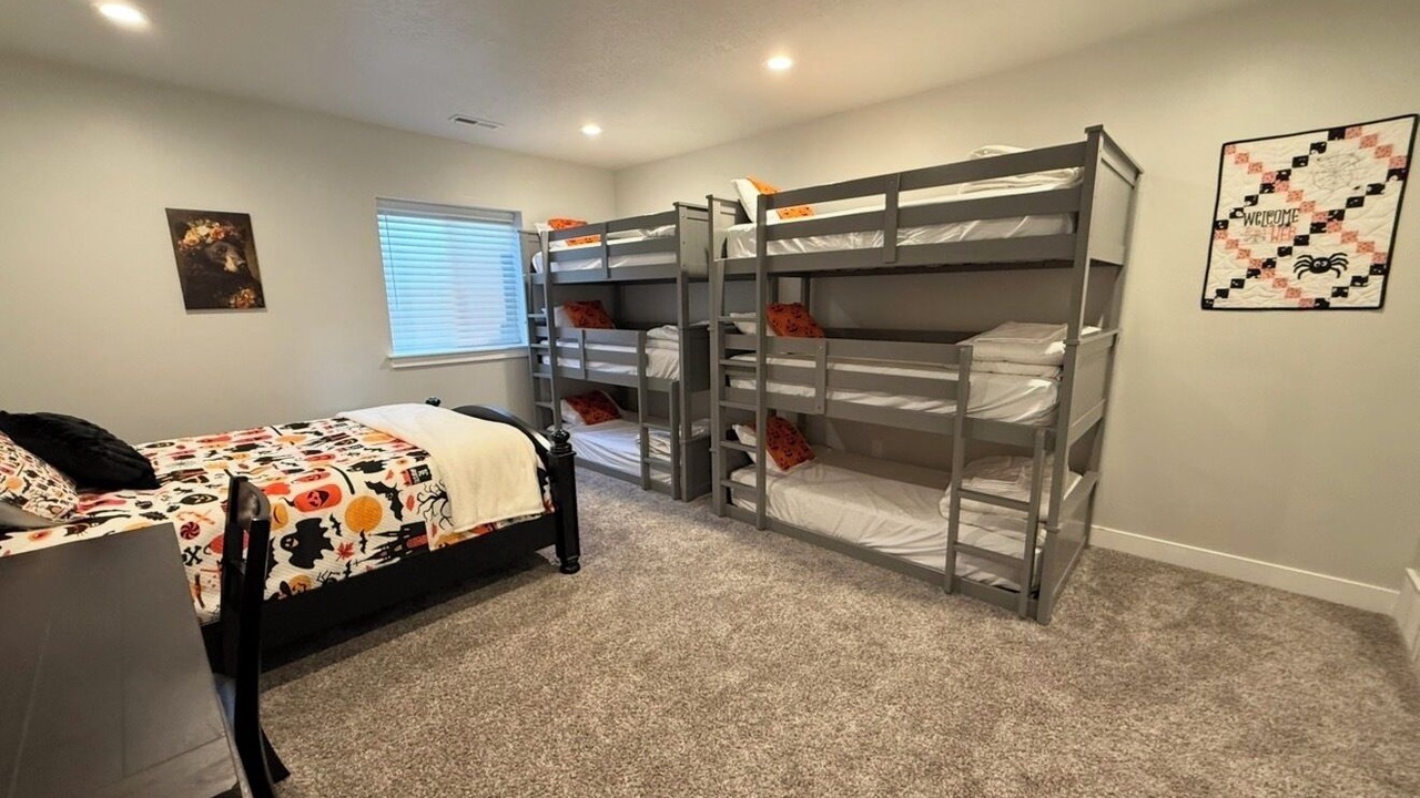Photo of Bedroom in Sweetwater