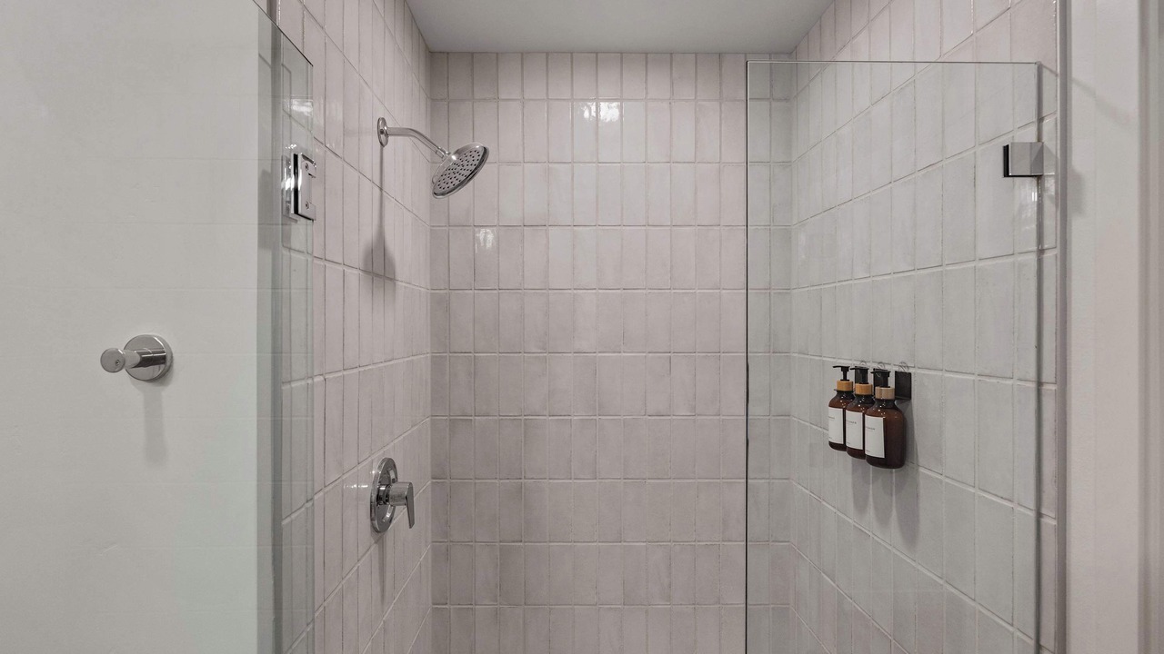 Photo of Bathroom in People's Freeway