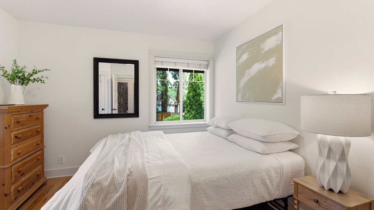 Photo of Bedroom in Manito