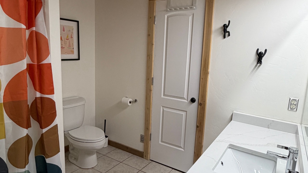 Photo of Bathroom in Garden City