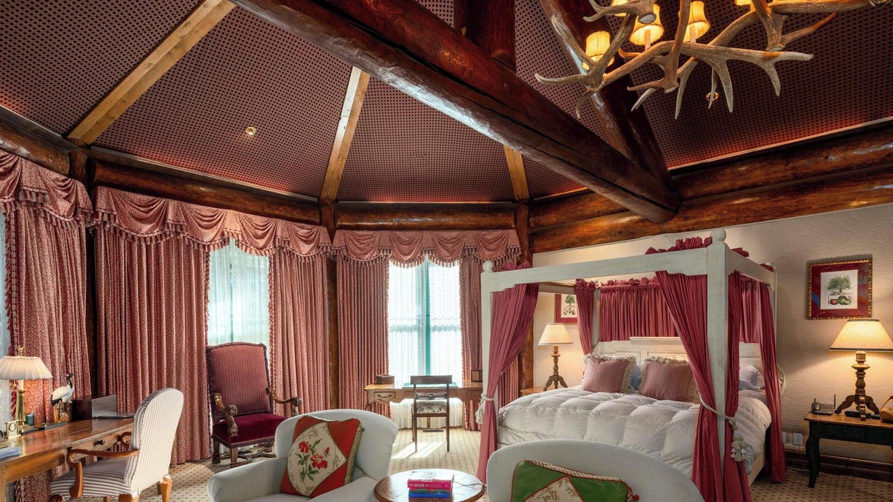 Photo of Bedroom in Warm Springs