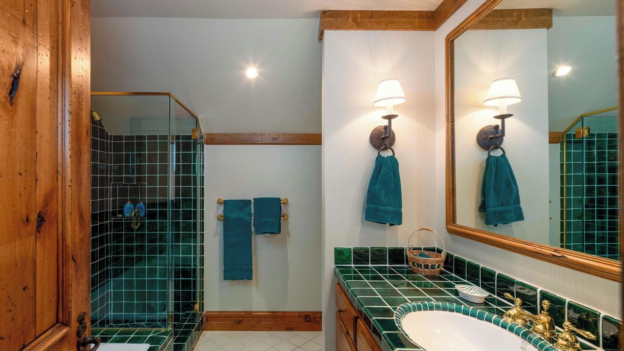 Photo of Bathroom in Warm Springs