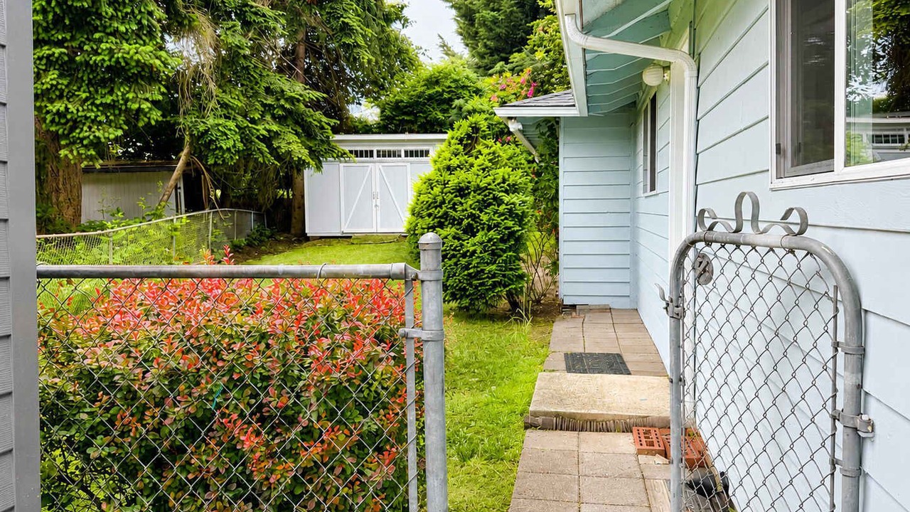 Photo of Outdoor in Northeast Bellevue