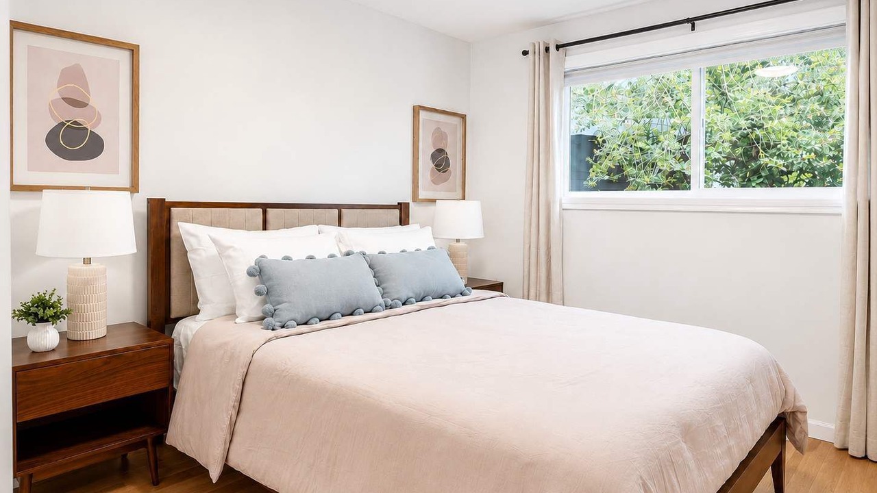 Photo of Bedroom in Northeast Bellevue