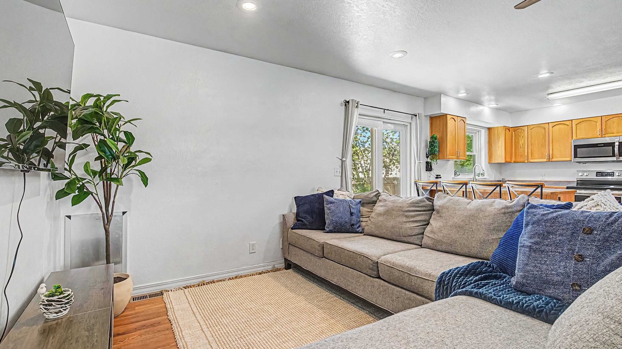 Photo of Livingroom in Burley