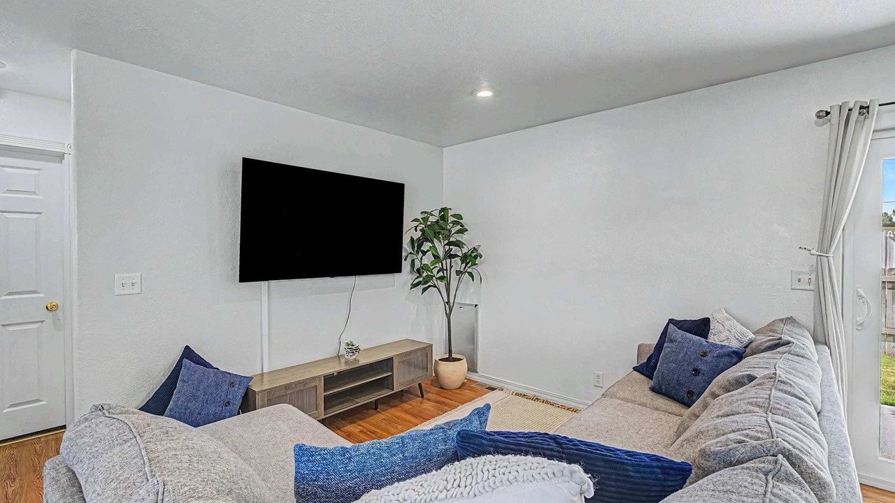 Photo of Livingroom in Burley