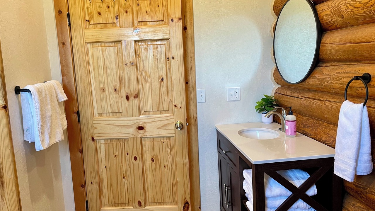 Photo of Bathroom in Grangeville