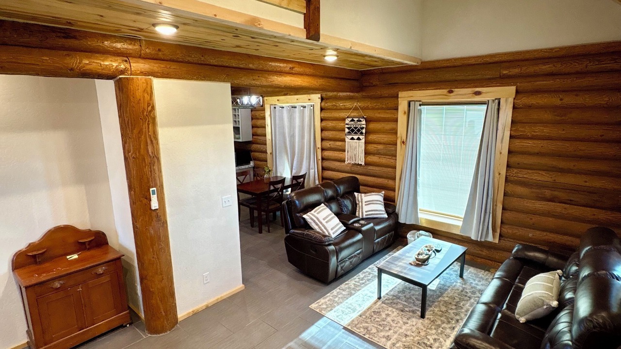 Photo of Livingroom in Grangeville
