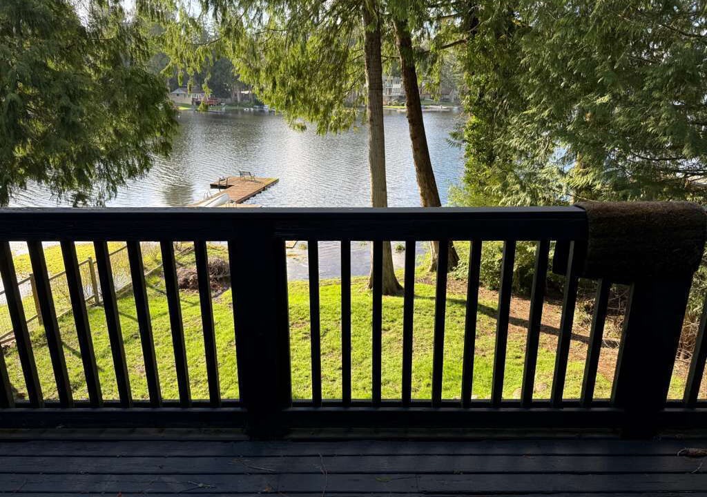 Photo of Outdoor in Lake Morton-Berrydale