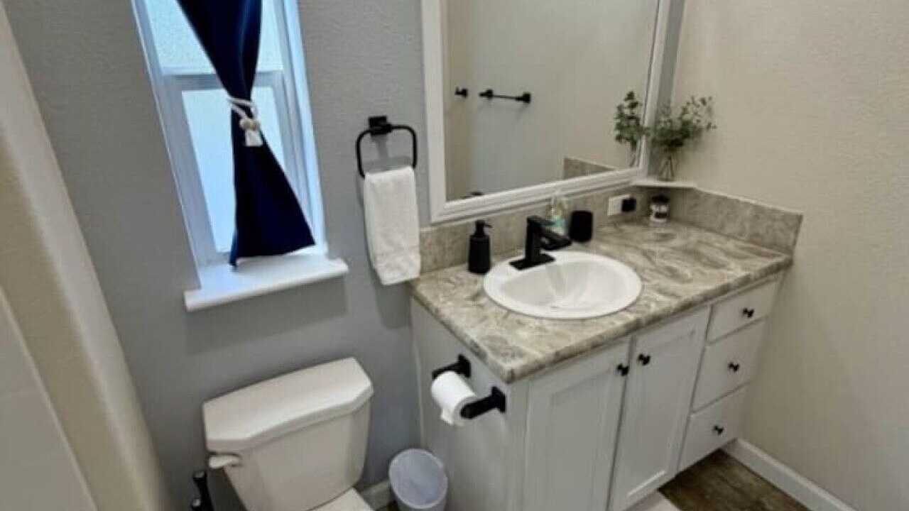 Photo of Bathroom in Garden City
