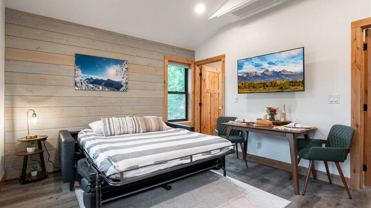 Photo of Bedroom in Victor