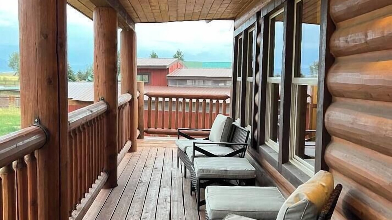 Photo of Patio Balcony in Leigh Creek Estates