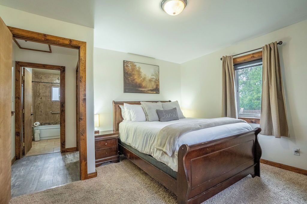 Photo of Bedroom in St. Anthony