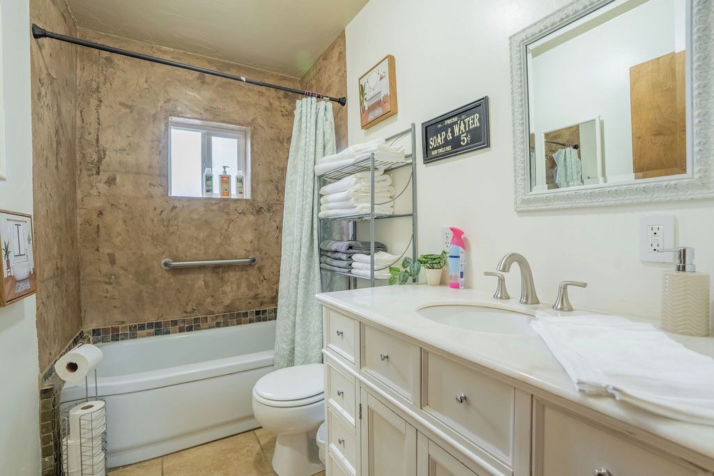 Photo of Bathroom in St. Anthony