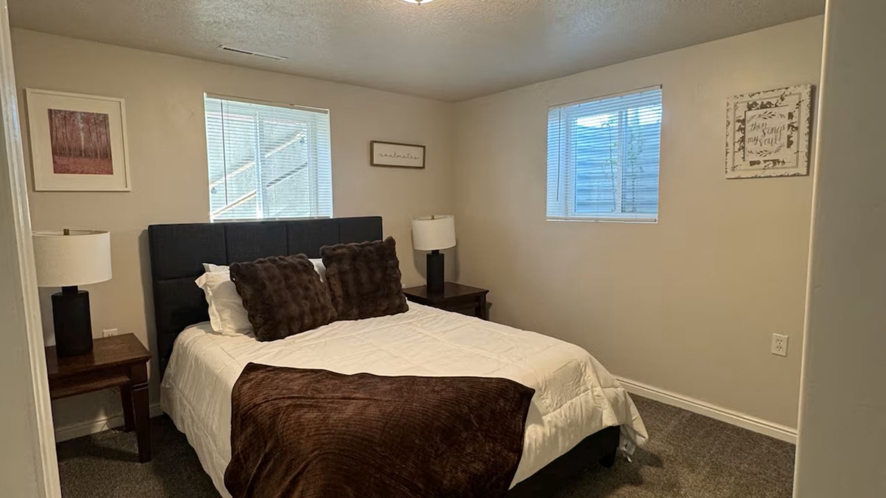 Photo of Bedroom in Logan