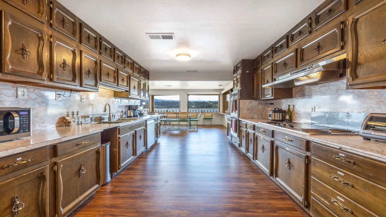 Photo of Kitchen in Underwood