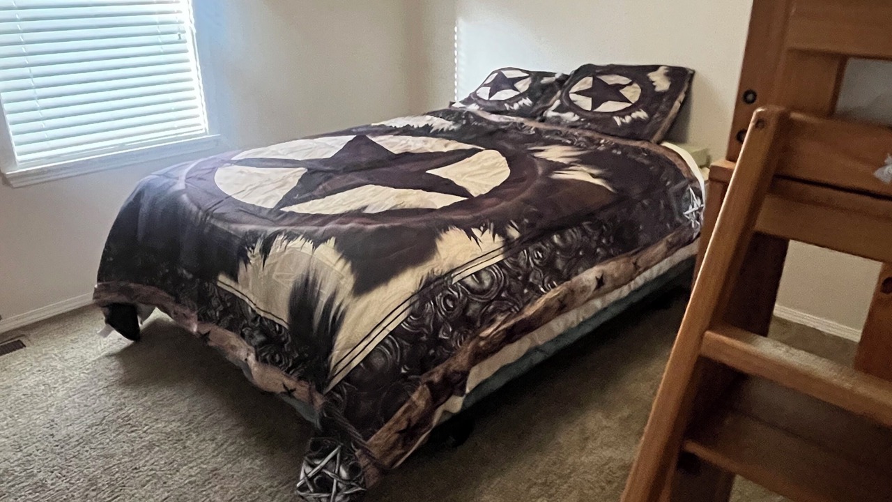 Photo of Bedroom in Jerome