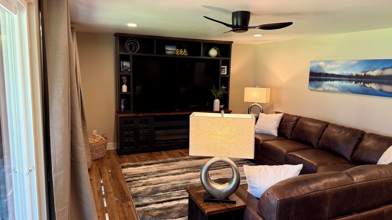 Photo of Livingroom in Finley Point
