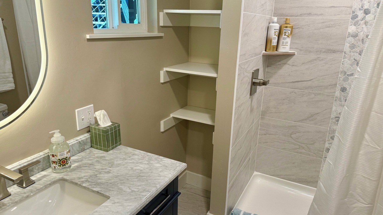 Photo of Bathroom in Finley Point