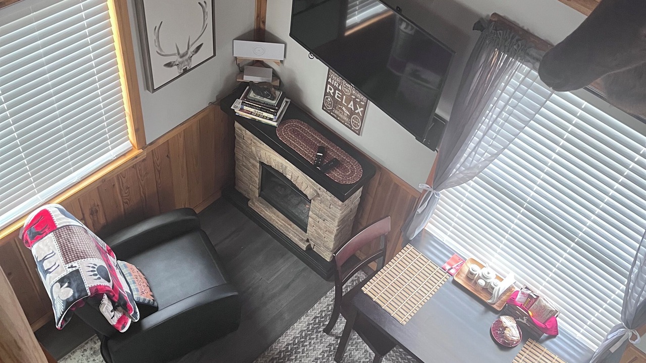 Photo of Livingroom in Ahsahka