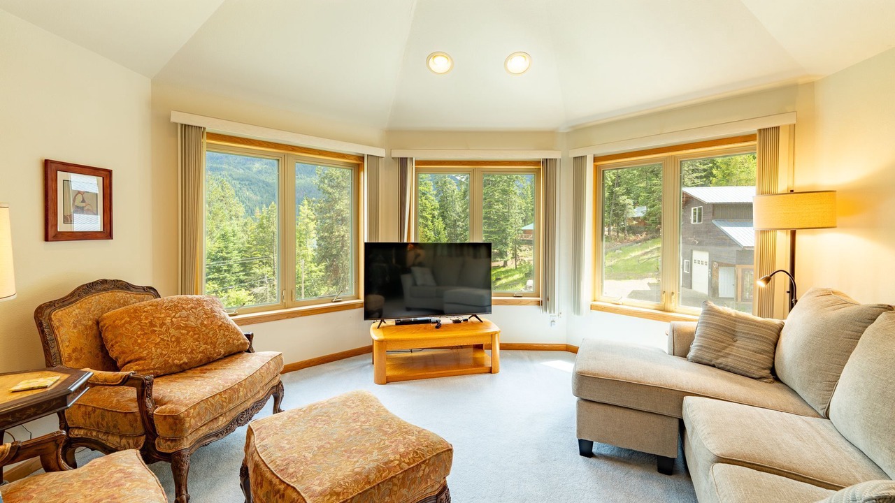 Photo of Livingroom in Wallowa County