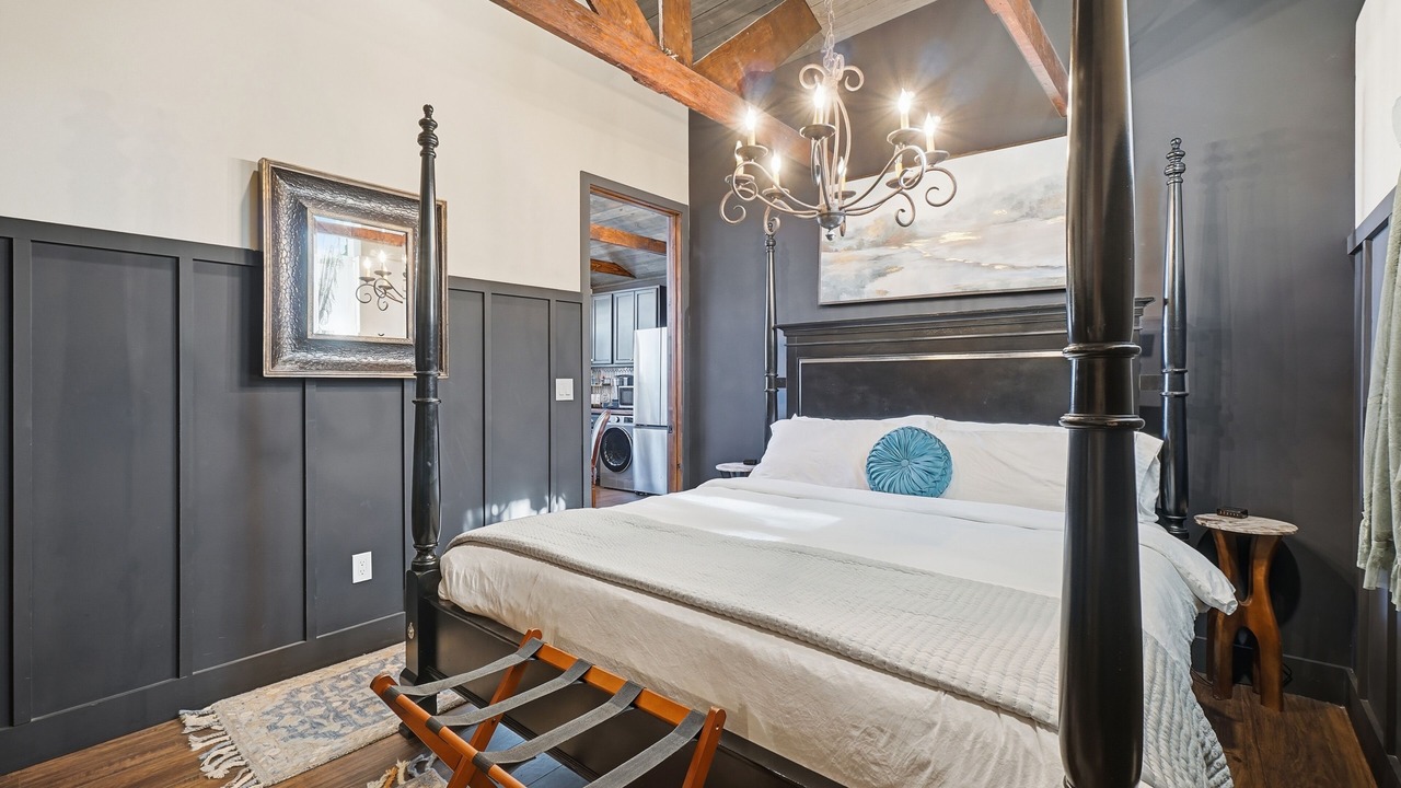 Photo of Bedroom in Bountiful