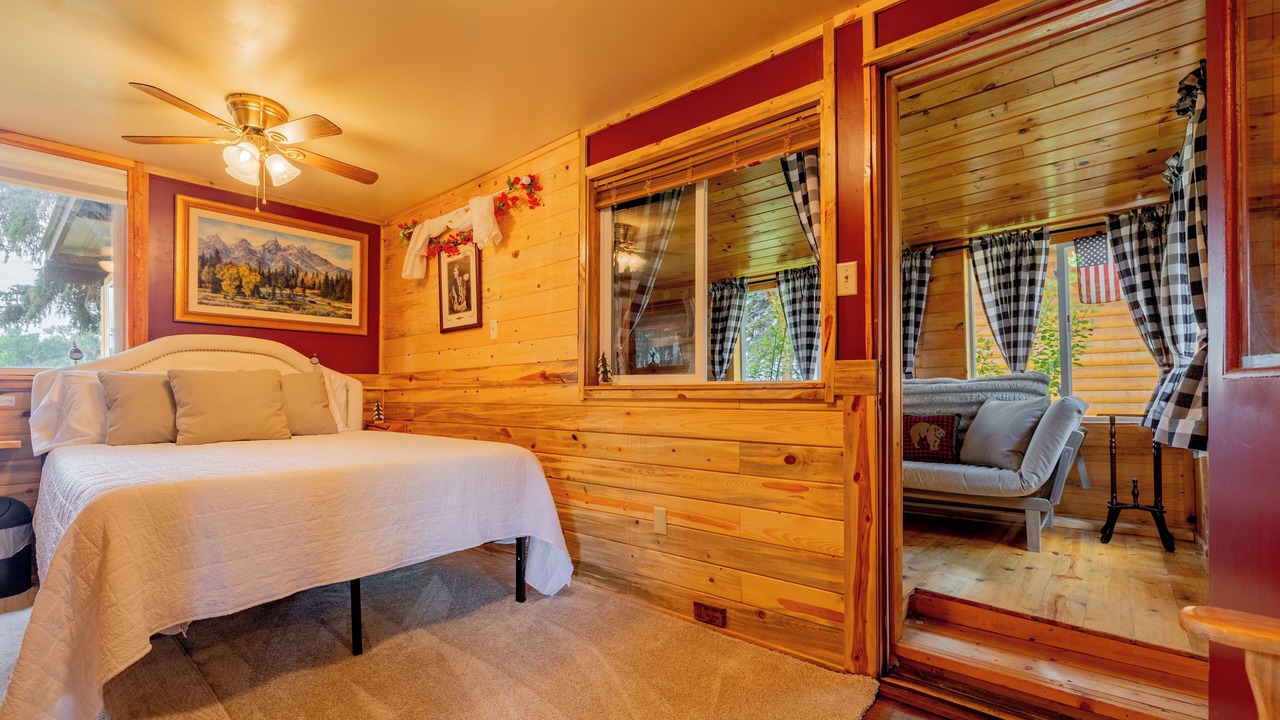 Photo of Bedroom in Cody