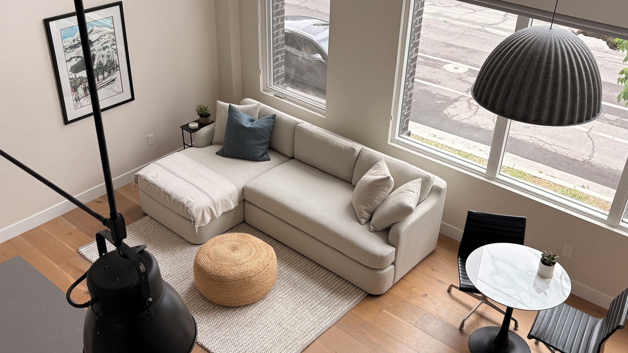Photo of Livingroom in East Central