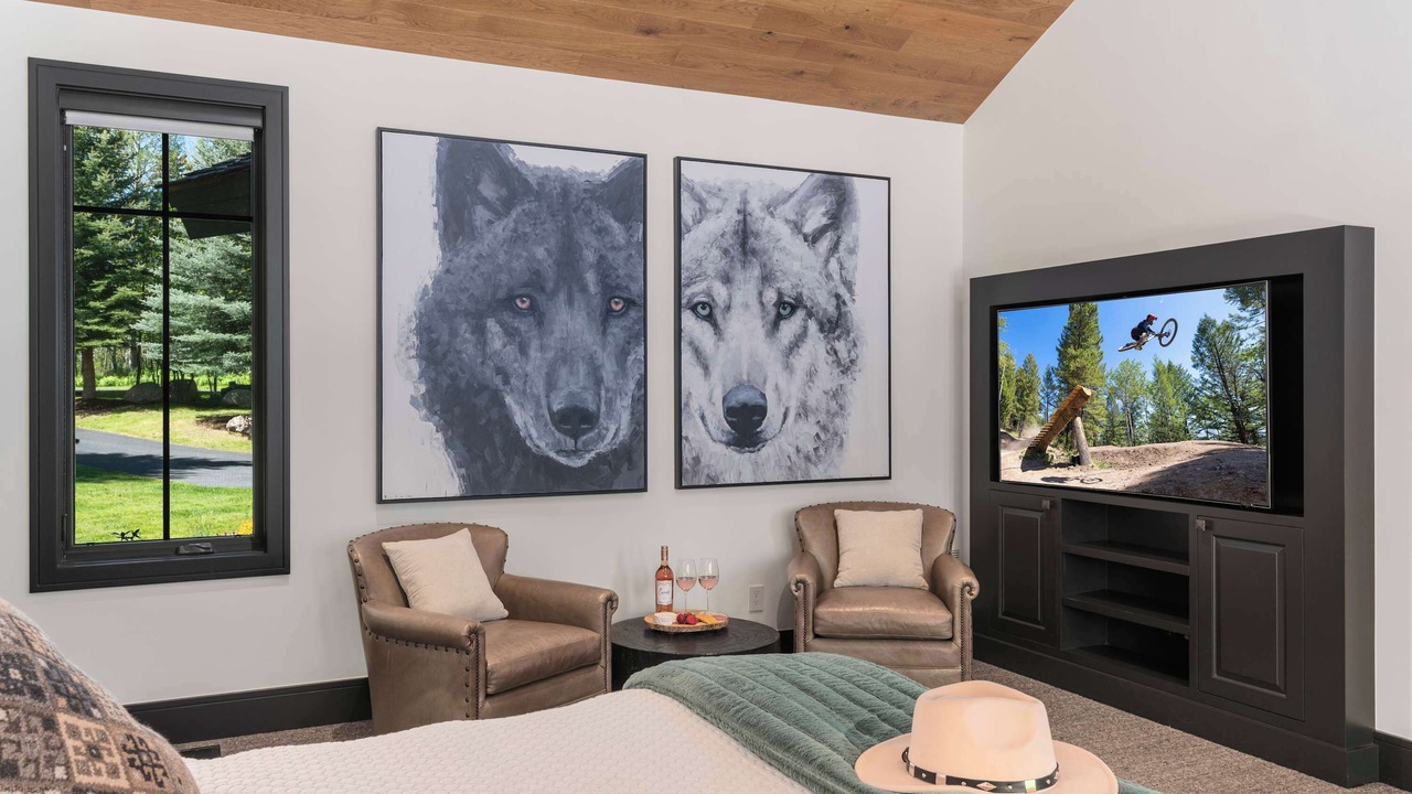 Photo of Bedroom in Indian Springs