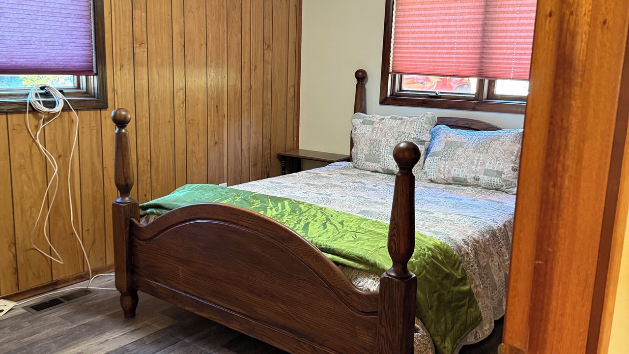 Photo of Bedroom in Grangeville
