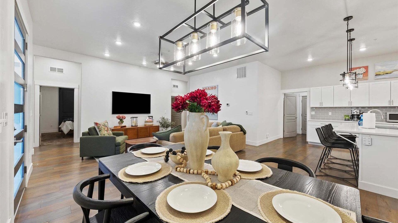 Photo of Livingroom in Downtown Boise