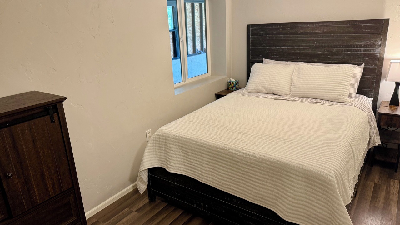 Photo of Bedroom in Finley Point