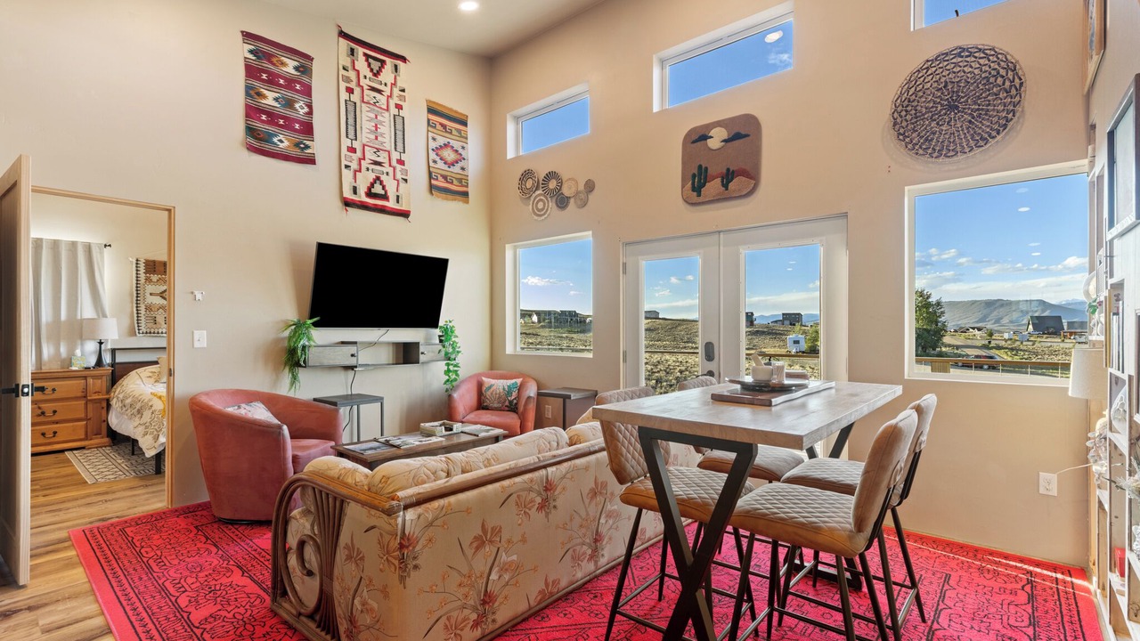 Photo of Livingroom in Pinedale