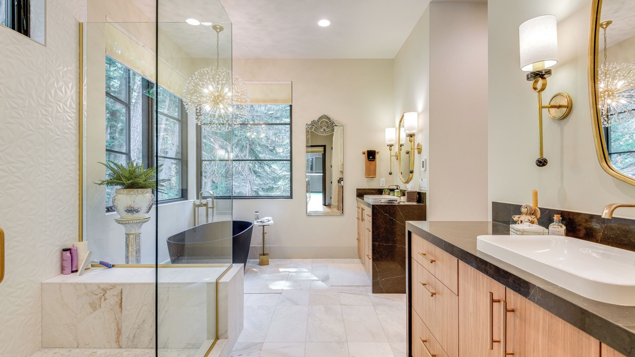 Photo of Bathroom in Warm Springs