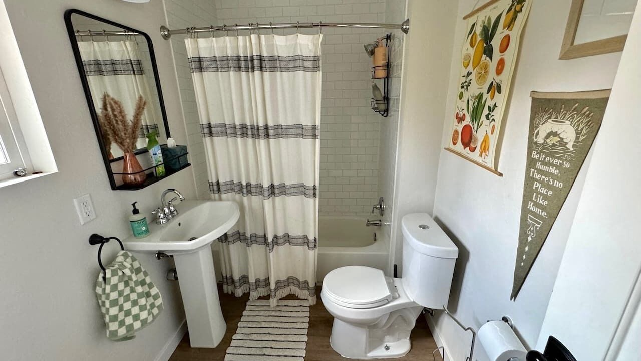 Photo of Bathroom in South Perry District