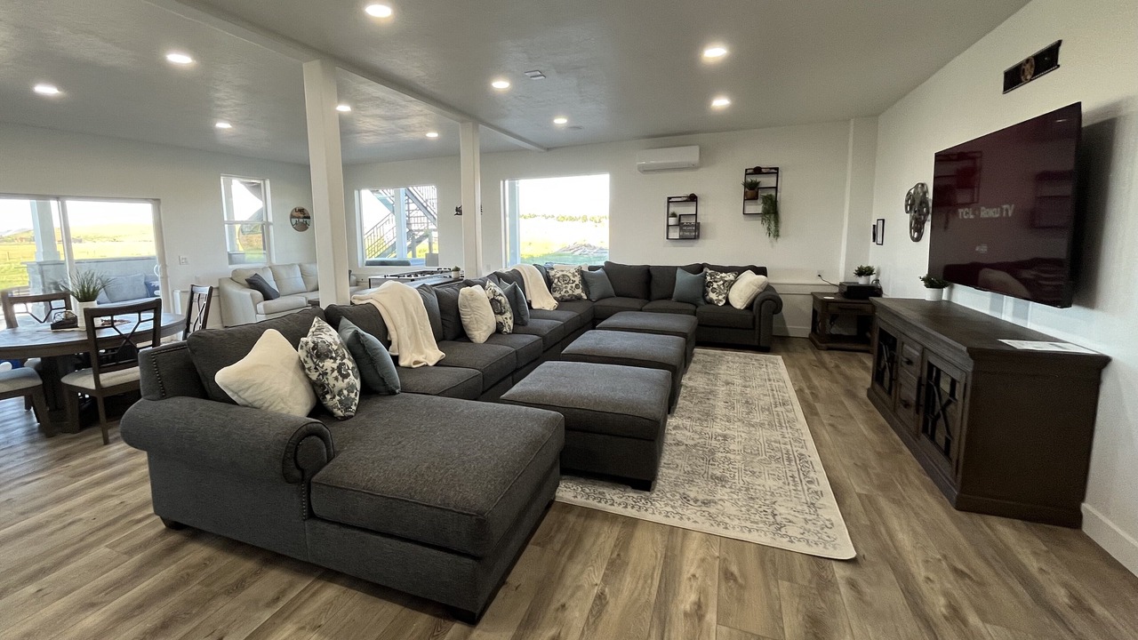 Photo of Livingroom in Sweetwater