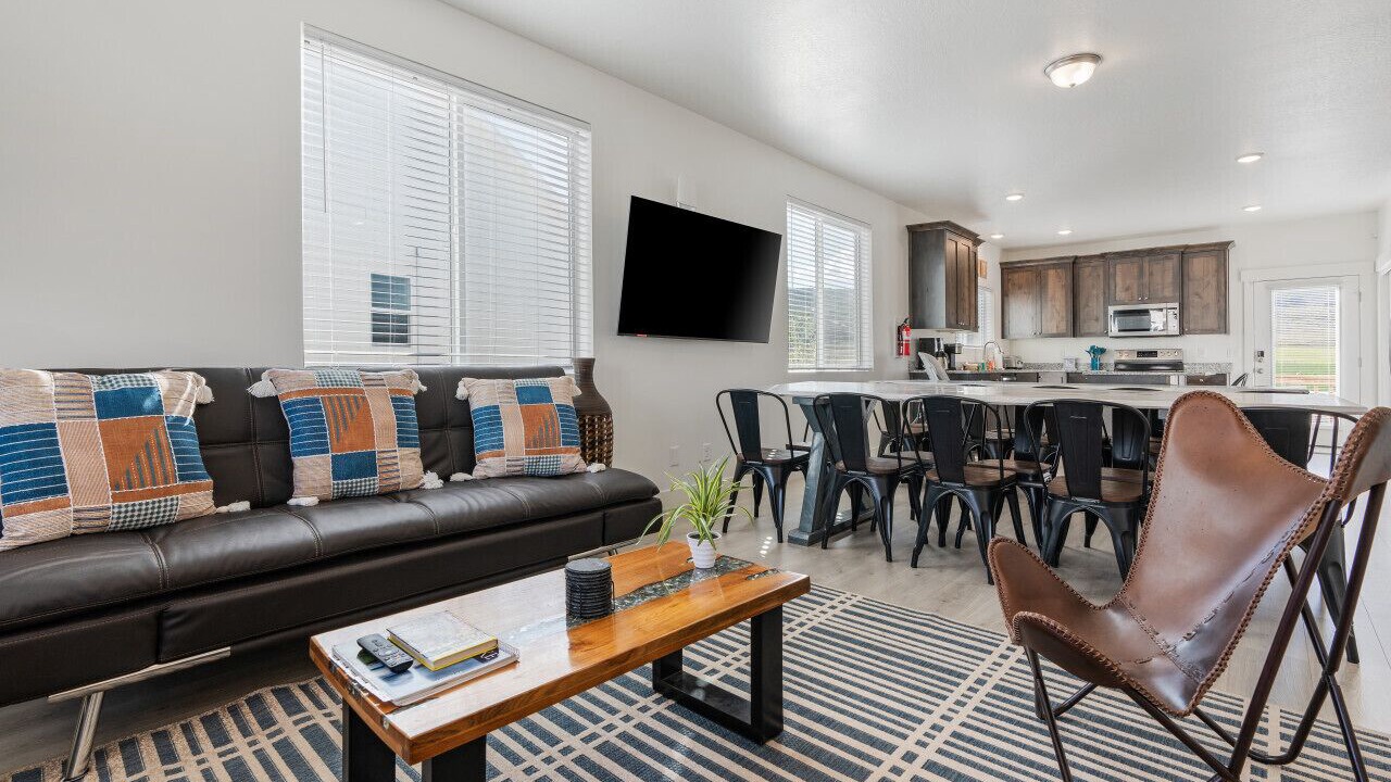 Photo of Livingroom in Sweetwater