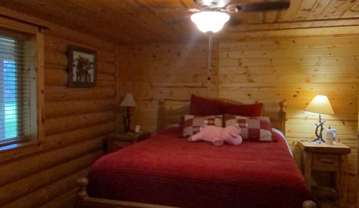 Photo of Bedroom in Denio Junction